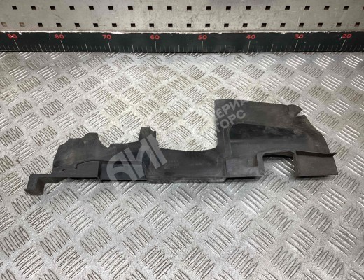 Воздуховод радиатора Audi A4 B7 (8EC, 8ED) 2004-2008  Audi A4 A4 B7 (8EC, 8ED) 2004-2008