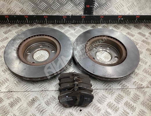 Диск тормозной передний Volkswagen Passat B5 (3B) 1996-2000  Volkswagen Passat Passat B5 (3B) 1996-2000