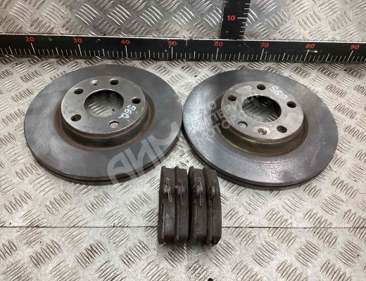 Диск тормозной передний Volkswagen Passat B5 (3B) 1996-2000  Volkswagen Passat Passat B5 (3B) 1996-2000