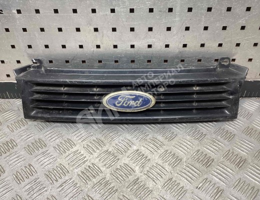 Решетка радиатора Ford     