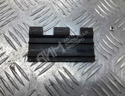 Кронштейн Volkswagen Passat B3 1988-1993  Volkswagen Passat Passat B3 1988-1993