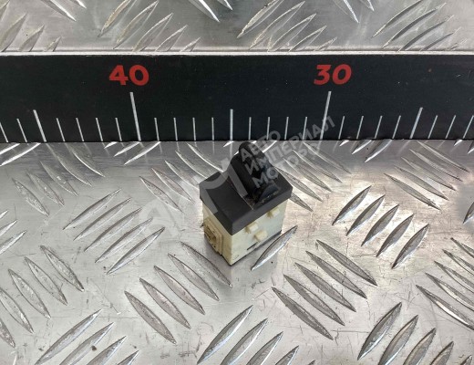 Кнопка центрального замка Chrysler 300M (LR) 1998-2004  Chrysler 300M 300M (LR) 1998-2004