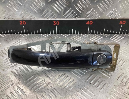Ручка наружная передняя левая Volkswagen Touran I (1T) 2003-2006  Volkswagen Touran Touran I (1T) 2003-2006