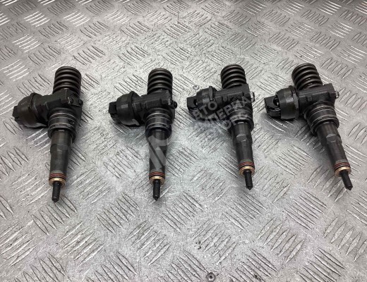 Форсунка Volkswagen Touran I (1T) 2003-2006  Volkswagen Touran Touran I (1T) 2003-2006