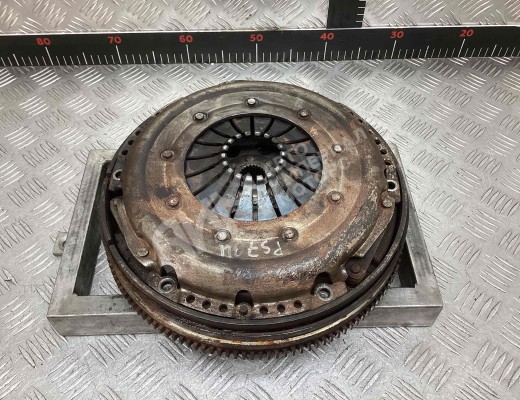Маховик Audi A4 B5 (8D) 1999-2001 рестайлинг  Audi A4 A4 B5 (8D) 1999-2001 рестайлинг