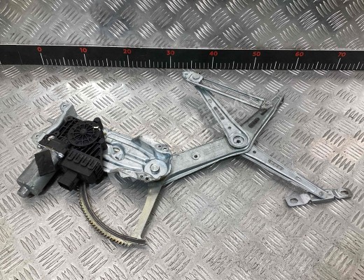 Стеклоподъемник передний правый Opel Zafira A 2003-2005 рестайлинг  Opel Zafira Zafira A 2003-2005 рестайлинг