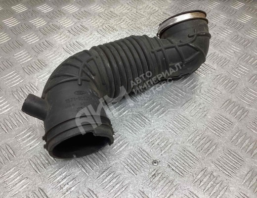 Патрубок воздушного фильтра Ford Mondeo III 2003-2007 рестайлинг  Ford Mondeo Mondeo III 2003-2007 рестайлинг