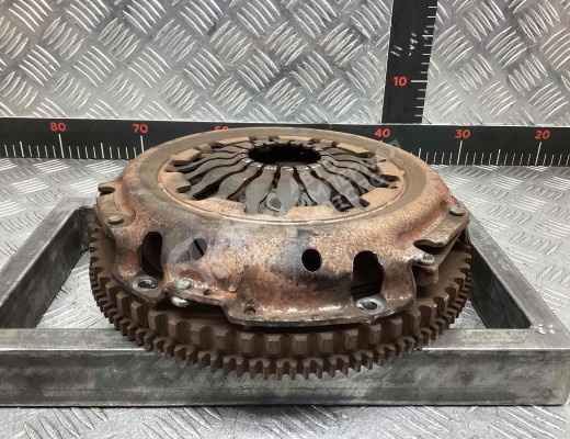 Комплект сцепления Renault Scenic II (JM) 2003-2006  Renault Scenic Scenic II (JM) 2003-2006