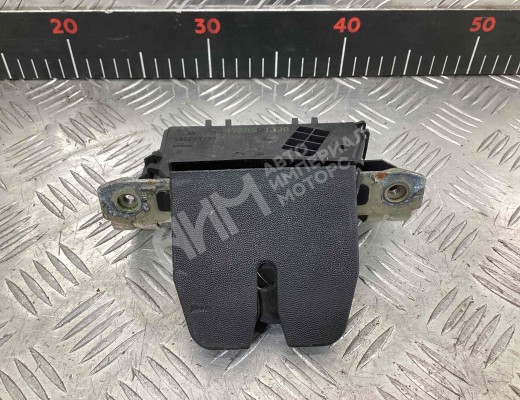Замок багажника Opel Astra H 2007-2010 рестайлинг  Opel Astra Astra H 2007-2010 рестайлинг