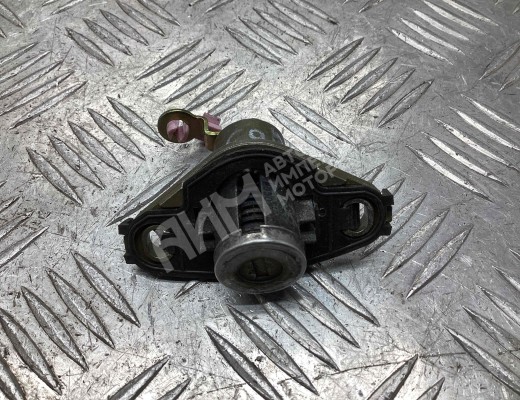 Личинка замка багажника Toyota Corolla (E120) 2001-2007  Toyota Corolla Corolla (E120) 2001-2007