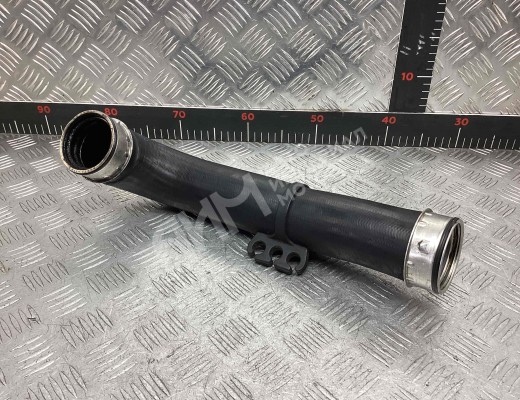 Патрубок интеркулера Volkswagen Touran I (1T) 2003-2006  Volkswagen Touran Touran I (1T) 2003-2006