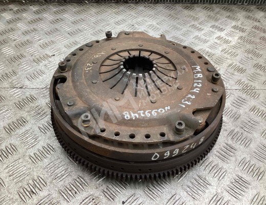 Маховик Mercedes E (W124) 1985-1996  Mercedes E E (W124) 1985-1996