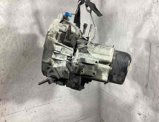 КПП механическая (МКПП) 5-ступенчатая Renault Megane I 1995-2002  Renault Megane Megane I 1995-2002