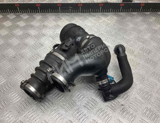 Патрубок воздушного фильтра Peugeot 407 2004-2010  Peugeot 407 407 2004-2010
