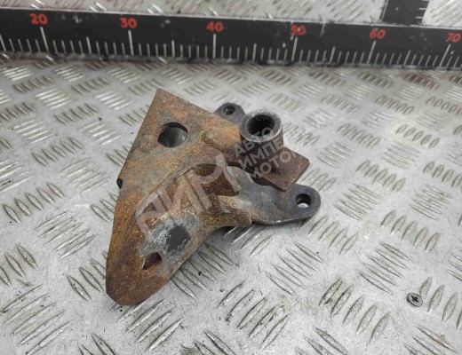 Кронштейн двигателя Volkswagen Golf II 1983-1992  Volkswagen Golf Golf II 1983-1992