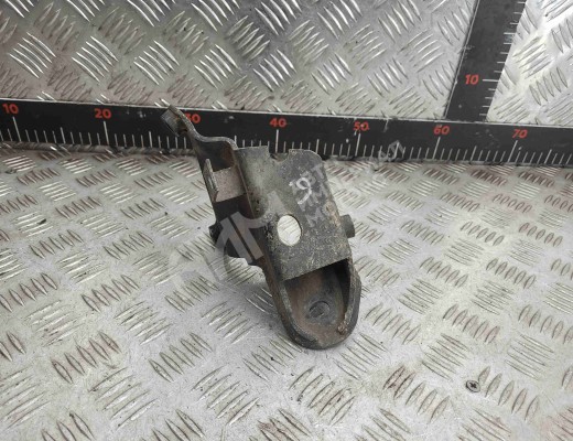 Кронштейн двигателя Volkswagen Golf II 1983-1992  Volkswagen Golf Golf II 1983-1992