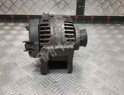 Генератор Nissan Almera II (N16) 2000-2006  Nissan Almera Almera II (N16) 2000-2006