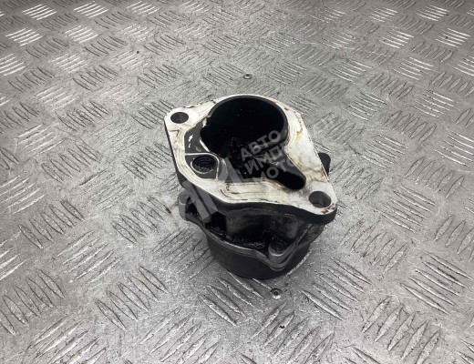 Насос вакуумный Nissan Almera II (N16) 2000-2006  Nissan Almera Almera II (N16) 2000-2006