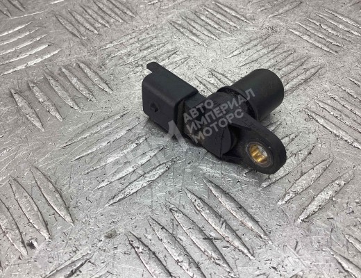 Датчик распредвала Nissan Almera II (N16) 2000-2006  Nissan Almera Almera II (N16) 2000-2006