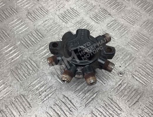 Топливная рампа Nissan Almera II (N16) 2000-2006  Nissan Almera Almera II (N16) 2000-2006