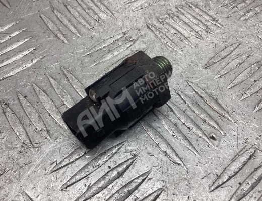Датчик детонации Nissan Almera II (N16) 2000-2006  Nissan Almera Almera II (N16) 2000-2006