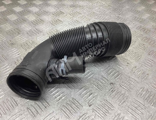 Патрубок воздушного фильтра Audi A3 I (8L) 1996-2000  Audi A3 A3 I (8L) 1996-2000