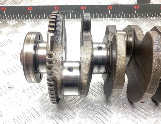 Коленвал Audi A6 C5 (4B) 2001-2004 рестайлинг  Audi A6 A6 C5 (4B) 2001-2004 рестайлинг