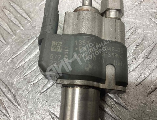 Форсунка BMW 1-Series (E81/82/87/88) 2007-2013 рестайлинг  BMW 1-Series 1-Series (E81/82/87/88) 2007-2013 рестайлинг