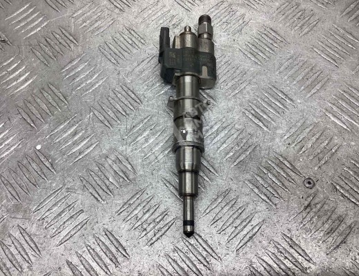 Форсунка BMW 1-Series (E81/82/87/88) 2007-2013 рестайлинг  BMW 1-Series 1-Series (E81/82/87/88) 2007-2013 рестайлинг