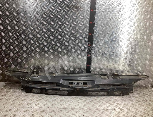 Планка под капот Mercedes Sprinter I (W901-905) 1995-2006  Mercedes Sprinter Sprinter I (W901-905) 1995-2006