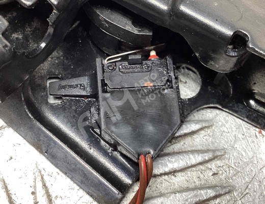 Замок капота Volkswagen Transporter T5 (7H) 2003-2015  Volkswagen Transporter Transporter T5 (7H) 2003-2015
