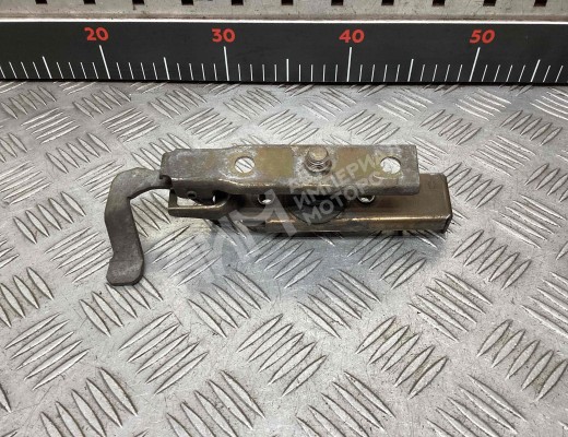 Замок капота Mercedes Sprinter II (W906) 2013-2018 рестайлинг  Mercedes Sprinter Sprinter II (W906) 2013-2018 рестайлинг