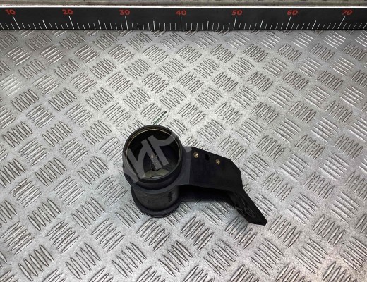 Расходомер воздуха Mercedes Sprinter I (W901-905) 1995-2006  Mercedes Sprinter Sprinter I (W901-905) 1995-2006