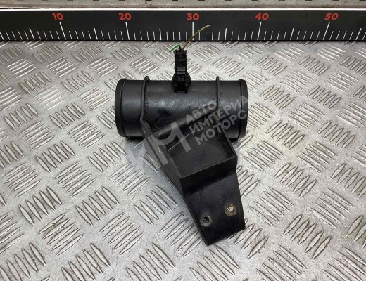 Расходомер воздуха Mercedes Sprinter I (W901-905) 1995-2006  Mercedes Sprinter Sprinter I (W901-905) 1995-2006