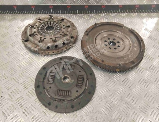 Комплект сцепления Ford Mondeo II 1996-2000  Ford Mondeo Mondeo II 1996-2000