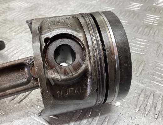 Поршень Renault Modus 2004-2012  Renault Modus Modus 2004-2012