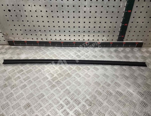 Молдинг стекла двери передней левой внутренний Mercedes A (W169) 2004-2012  Mercedes A A (W169) 2004-2012