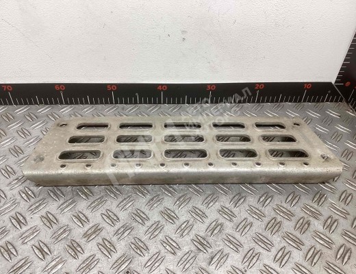 Подножка Volvo FH II 2001-2008  Volvo FH FH II 2001-2008