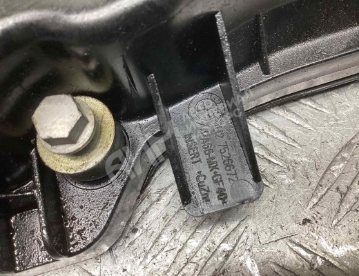 Клапанная крышка BMW 3-Series (E46) 2001-2005 рестайлинг  BMW 3-Series 3-Series (E46) 2001-2005 рестайлинг