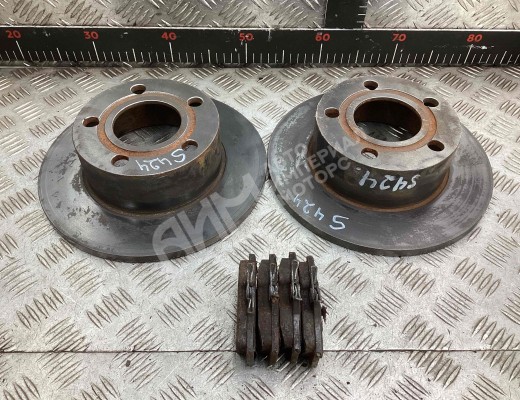 Диск тормозной задний Volkswagen Passat B5 (3B) 1996-2000  Volkswagen Passat Passat B5 (3B) 1996-2000