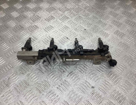 Форсунка BMW 3-Series (E46) 2001-2005 рестайлинг  BMW 3-Series 3-Series (E46) 2001-2005 рестайлинг