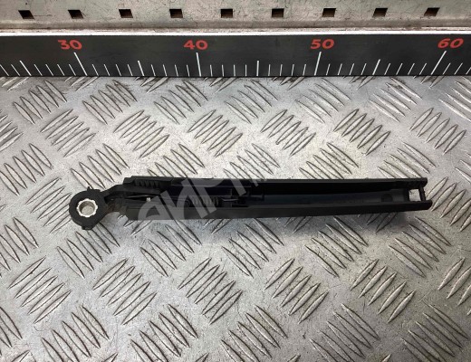 Щеткодержатель задний Volkswagen Passat B6 (3C) 2005-2010  Volkswagen Passat Passat B6 (3C) 2005-2010