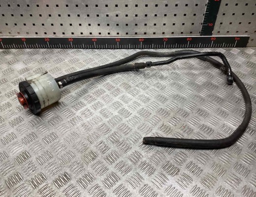 Бачок гидроусилителя Audi 100 C3 1982-1991  Audi 100 100 C3 1982-1991