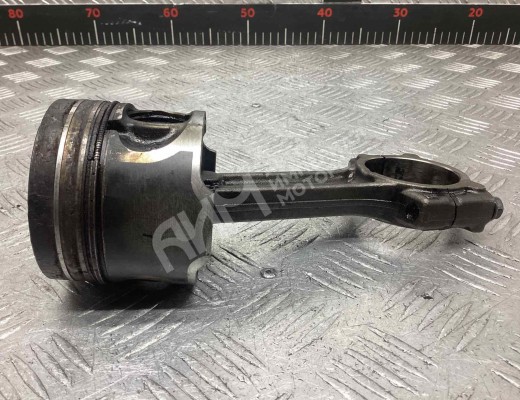 Поршень Renault Kangoo I 2003-2007 рестайлинг  Renault Kangoo Kangoo I 2003-2007 рестайлинг