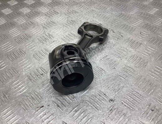 Поршень Renault Kangoo I 2003-2007 рестайлинг  Renault Kangoo Kangoo I 2003-2007 рестайлинг