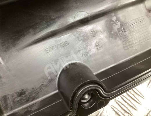 Клапанная крышка BMW 1-Series (E81/82/87/88) 2007-2013 рестайлинг  BMW 1-Series 1-Series (E81/82/87/88) 2007-2013 рестайлинг