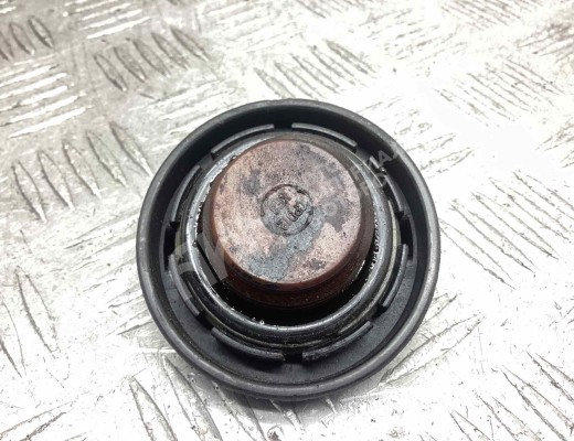 Пробка маслозаливная Hyundai Sonata V (NF) 2005-2010  Hyundai Sonata Sonata V (NF) 2005-2010