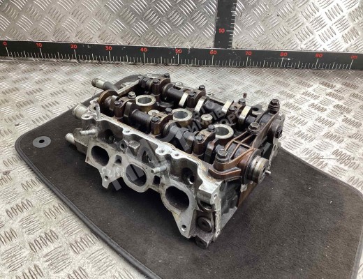 Головка блока цилиндров Toyota Aygo (B10) 2005-2014  Toyota Aygo Aygo (B10) 2005-2014