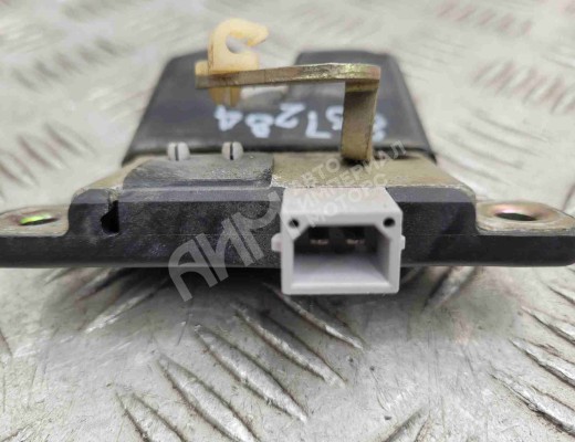 Замок багажника Audi A4 B5 (8D) 1994-1999  Audi A4 A4 B5 (8D) 1994-1999