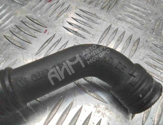Патрубок вентиляции картера Volkswagen Passat B5 (3B) 1996-2000  Volkswagen Passat Passat B5 (3B) 1996-2000